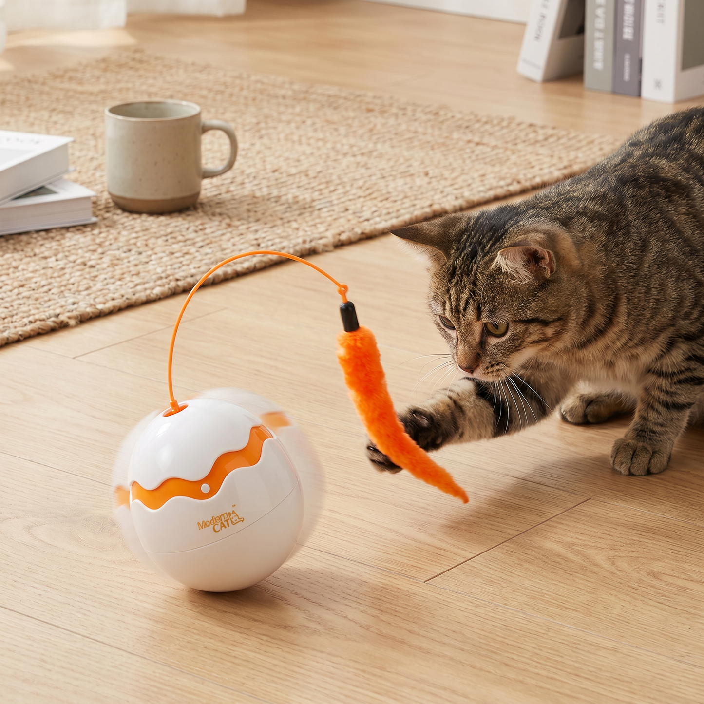 Interactive Wobble Egg Cat Toy – Automatic Feather Teaser
